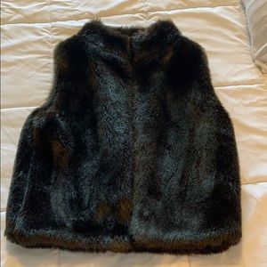 Fur vest